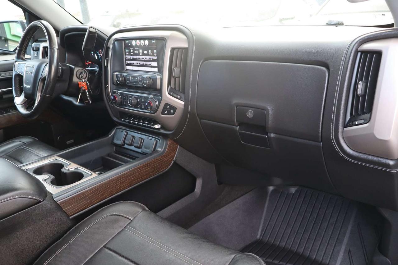2017 GMC Sierra 1500 Denali Crew Cab 4WD   Safety Certification Included Photo