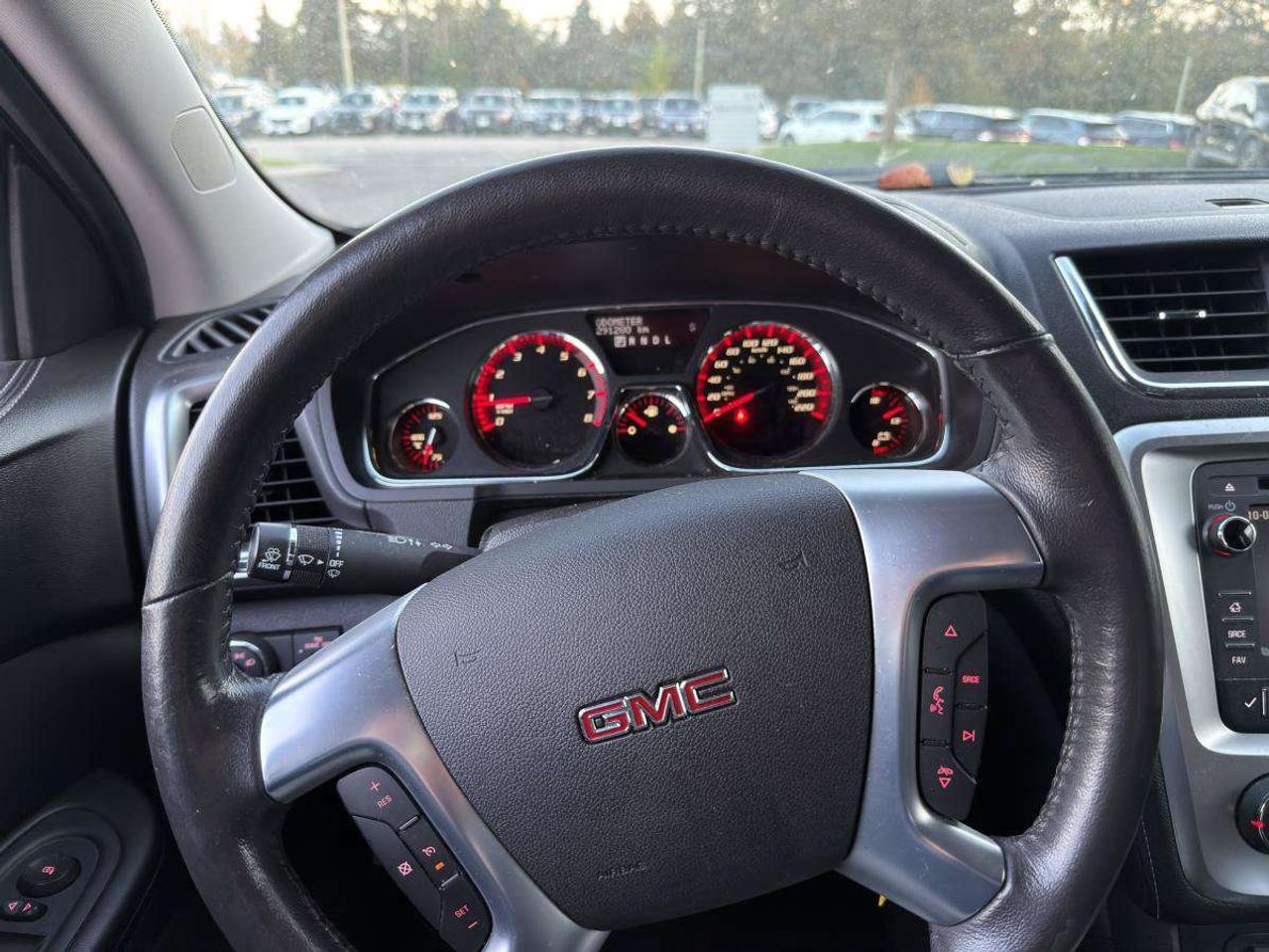 2014 GMC Acadia SLE2 Photo