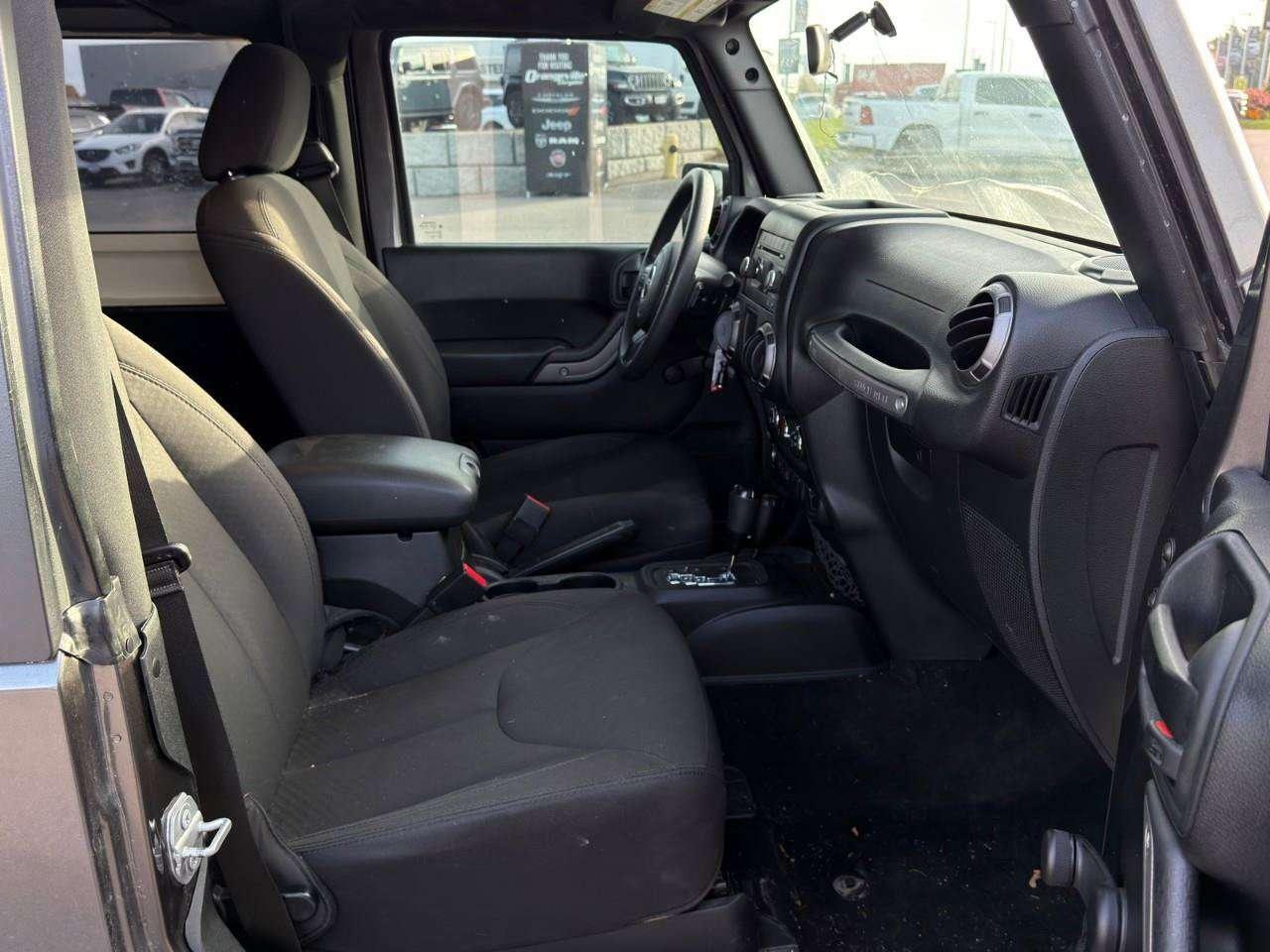 2018 Jeep Wrangler ACCIDENT FREE   4X4   ALLOYS Photo