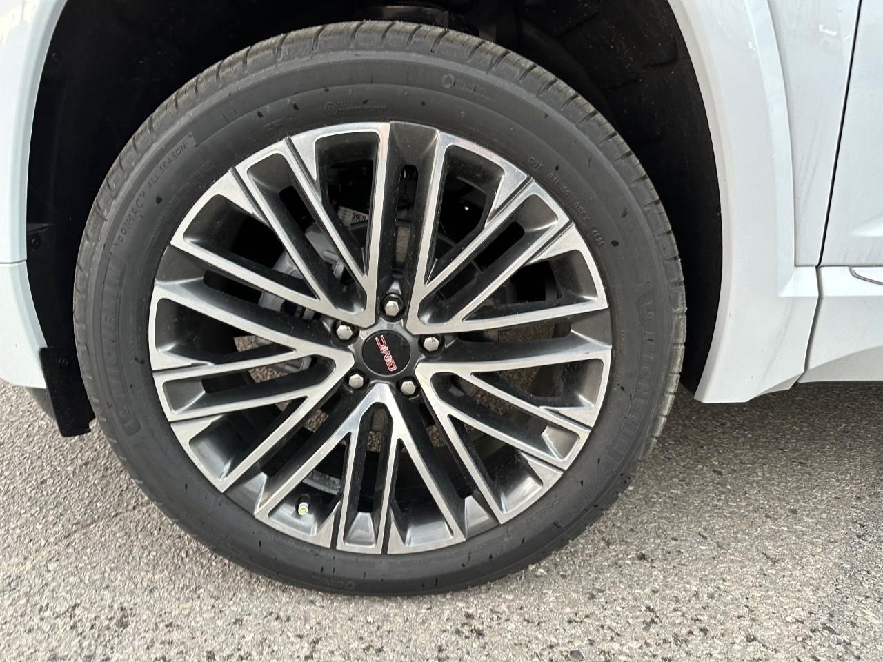 2026 GMC Terrain Denali 4dr All-Wheel Drive Photo