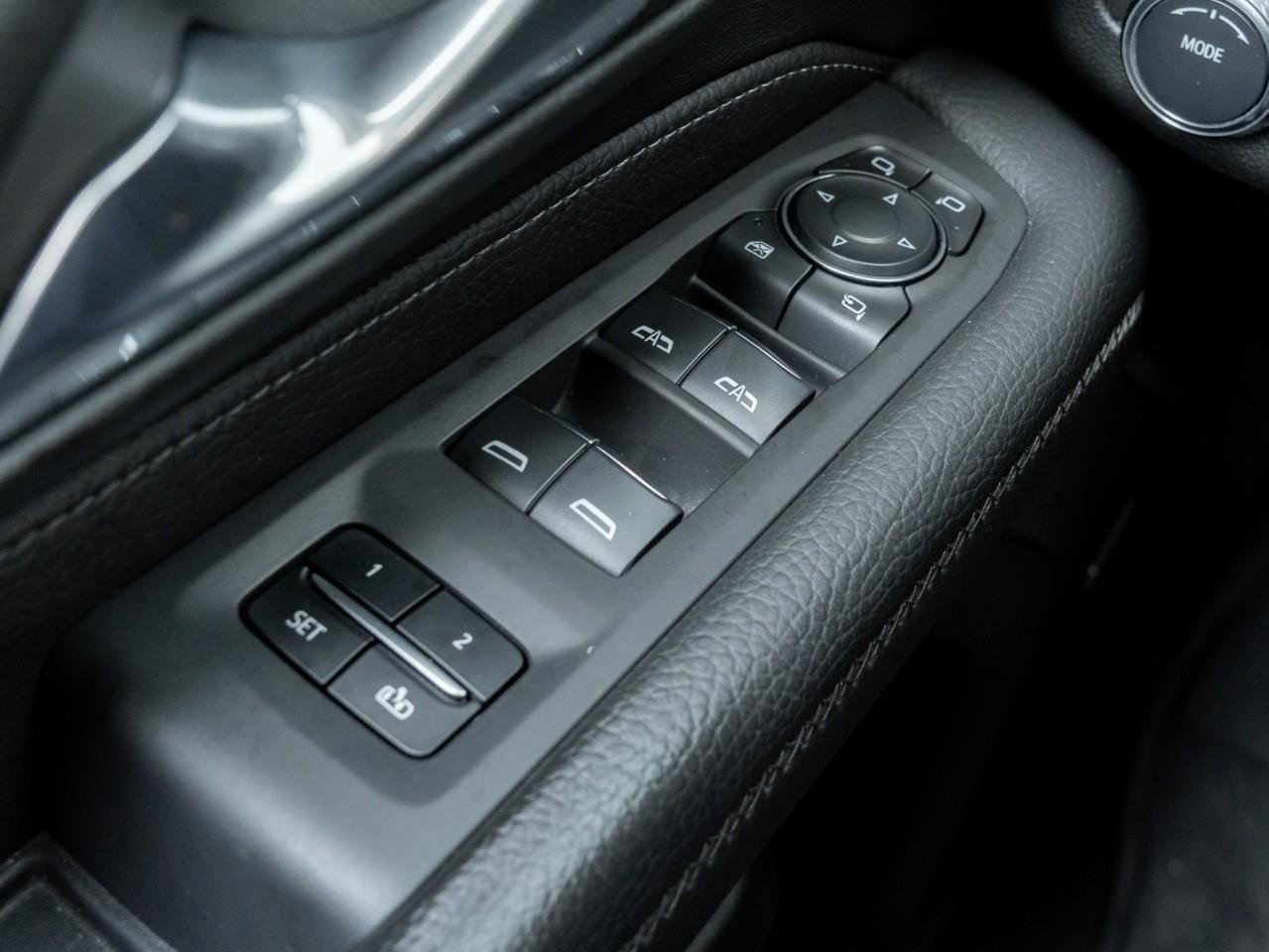 2024 GMC Yukon Denali 4dr 4x4 Photo
