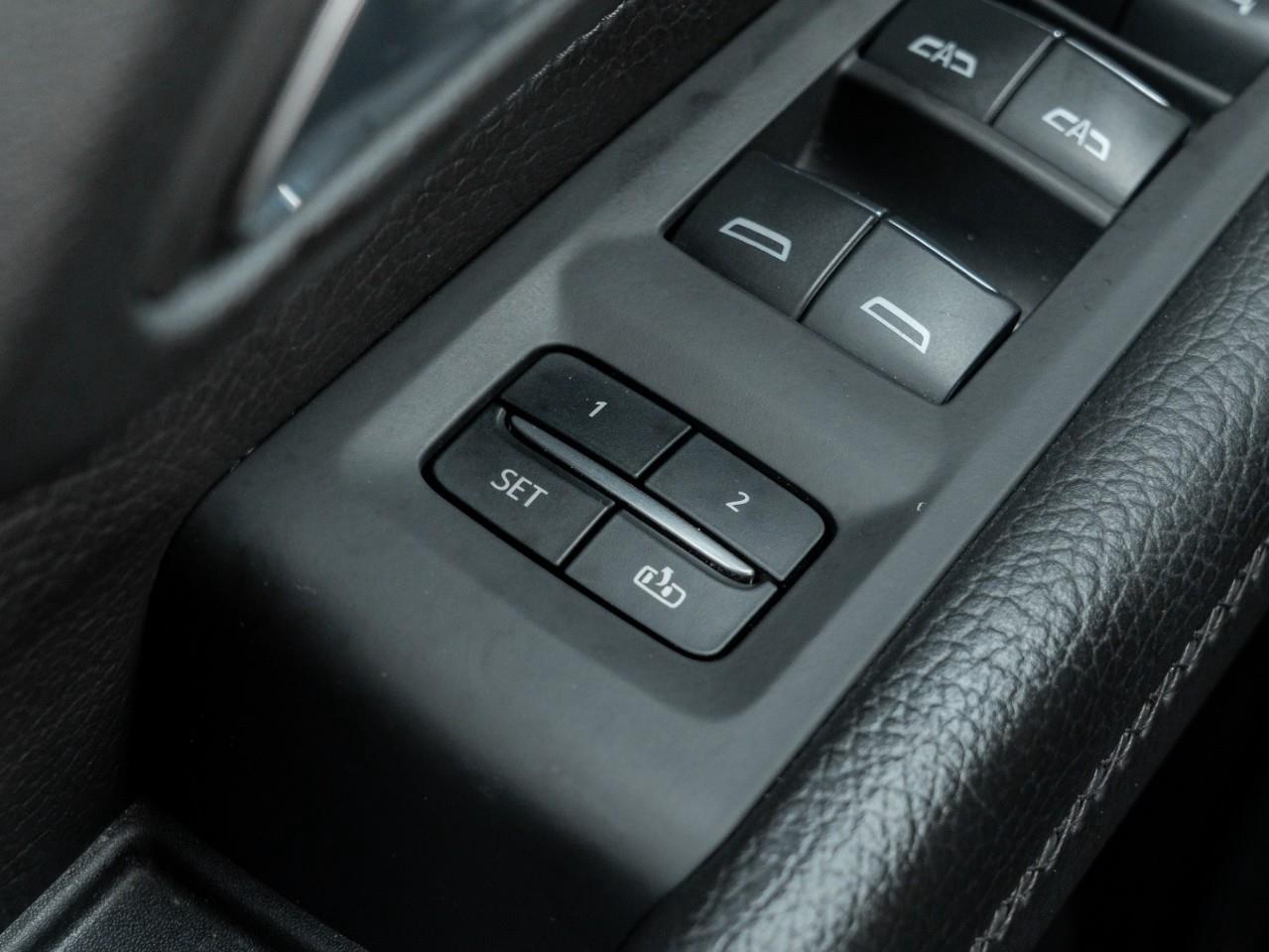 2024 GMC Yukon Denali 4dr 4x4 Photo