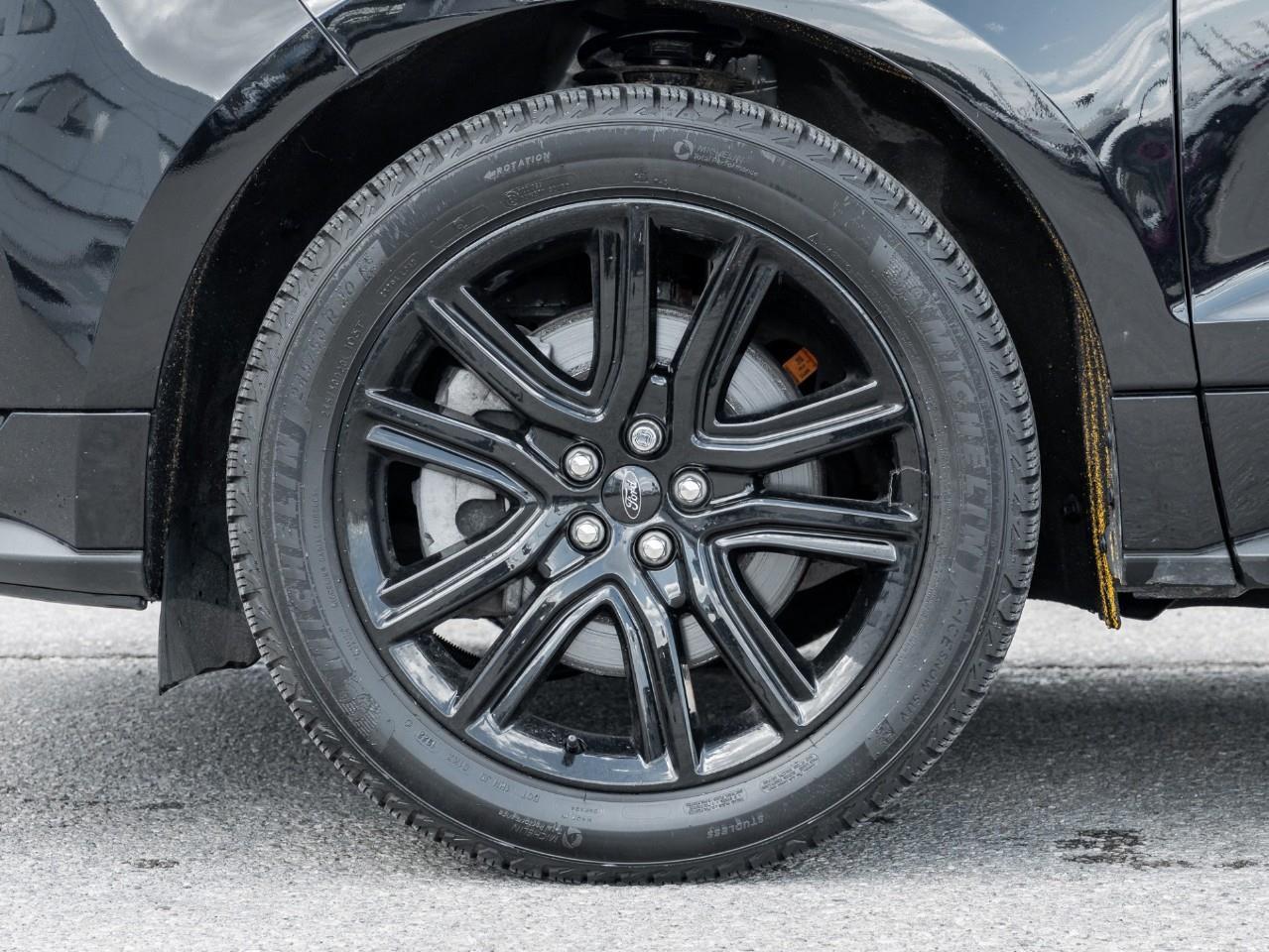 2024 Ford Edge SEL 4dr All-wheel Drive Photo3