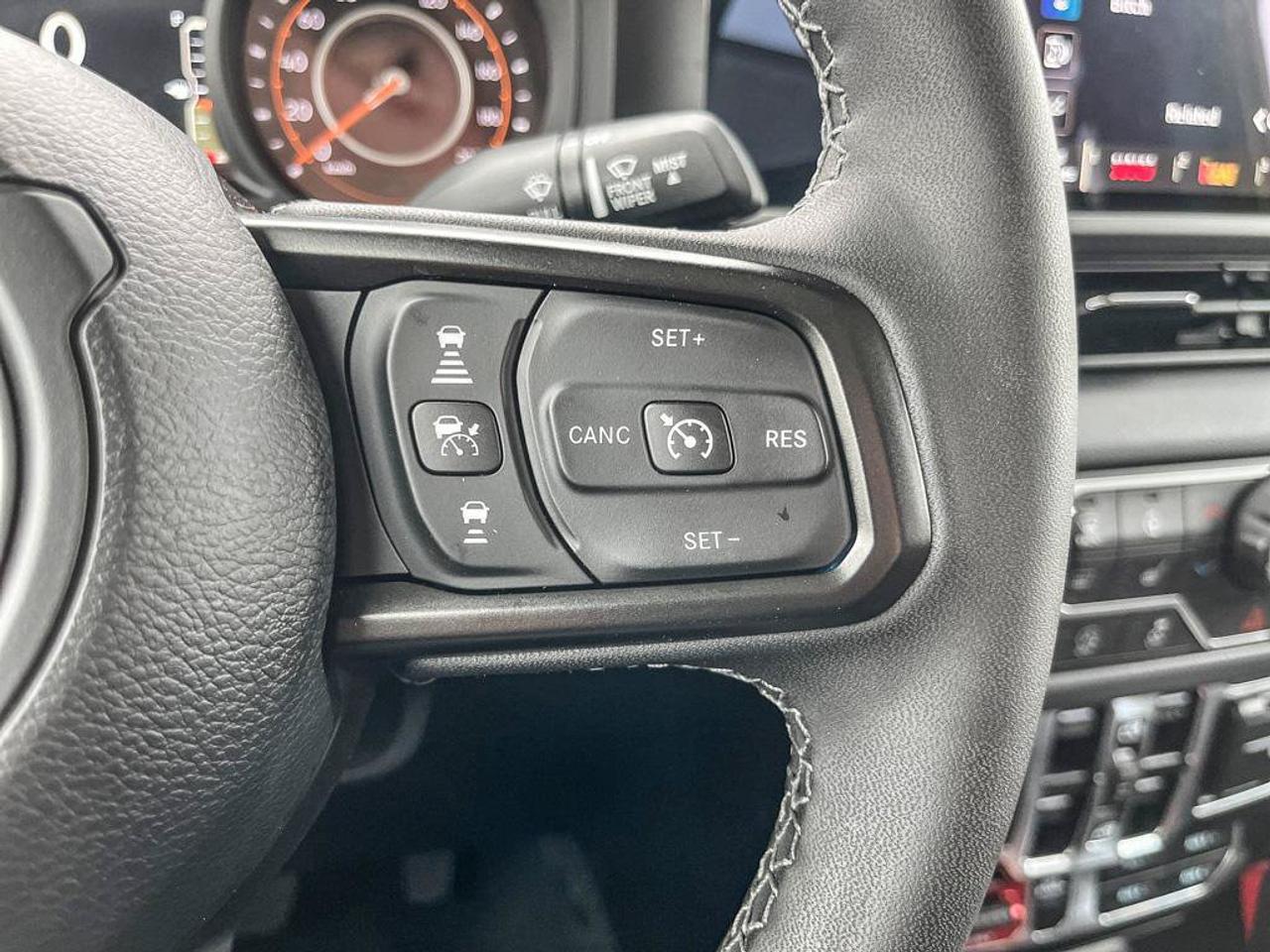 2026 Jeep Gladiator Mojave | One Owner | Clean CarFax | Low KMS | Great Value | Factory Warranty | Ontario Vehicle | Photo