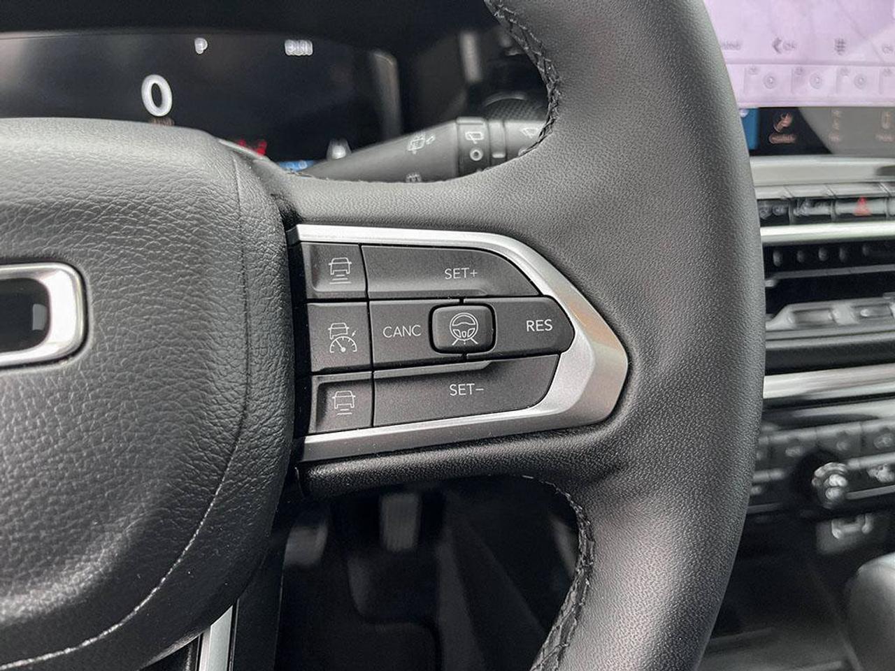 2026 Jeep Compass Limited | Clean CarFax Report | Low KMS | Ontario Vehicle | Great Value | Still Smells New | Photo