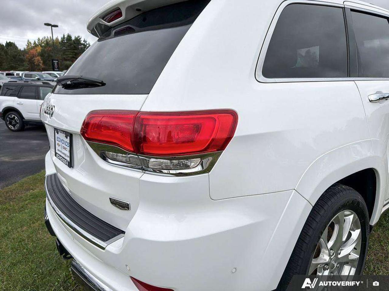 2021 Jeep Grand Cherokee Heated Seats   Remote Start   Sunroof Photo