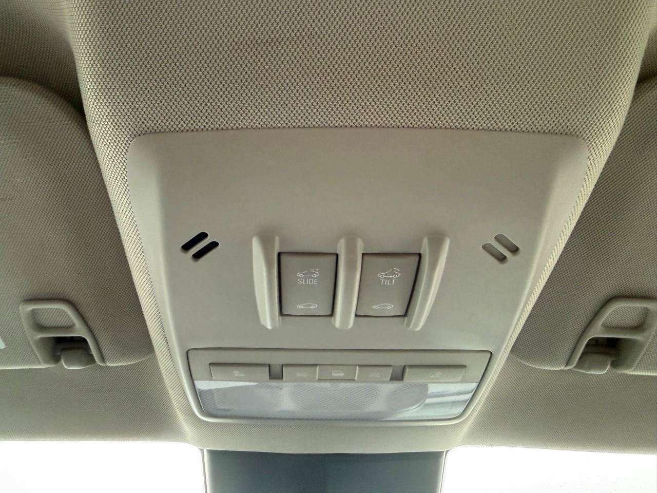 2022 Buick Encore BRAY ORIGINAL. OUTSIDE HEATED MIRRORS. MOONROOF. REAR VISION CAMERA. ALL WEATHER MATS. Photo
