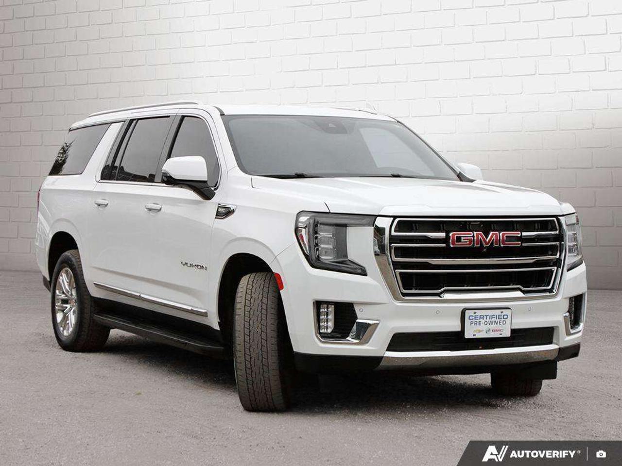 2023 GMC Yukon 5.3L V8, 4X4, ALLOYS, LEATHER, BOSE, SUNROOF, 1-OWNER, MACMASTER ORIGINAL, CERTIFIED PREOWNED! Photo
