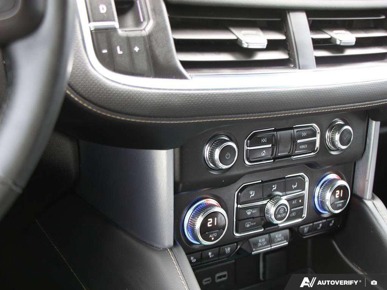 2023 GMC Yukon 5.3L V8, 4X4, ALLOYS, LEATHER, BOSE, SUNROOF, 1-OWNER, MACMASTER ORIGINAL, CERTIFIED PREOWNED! Photo