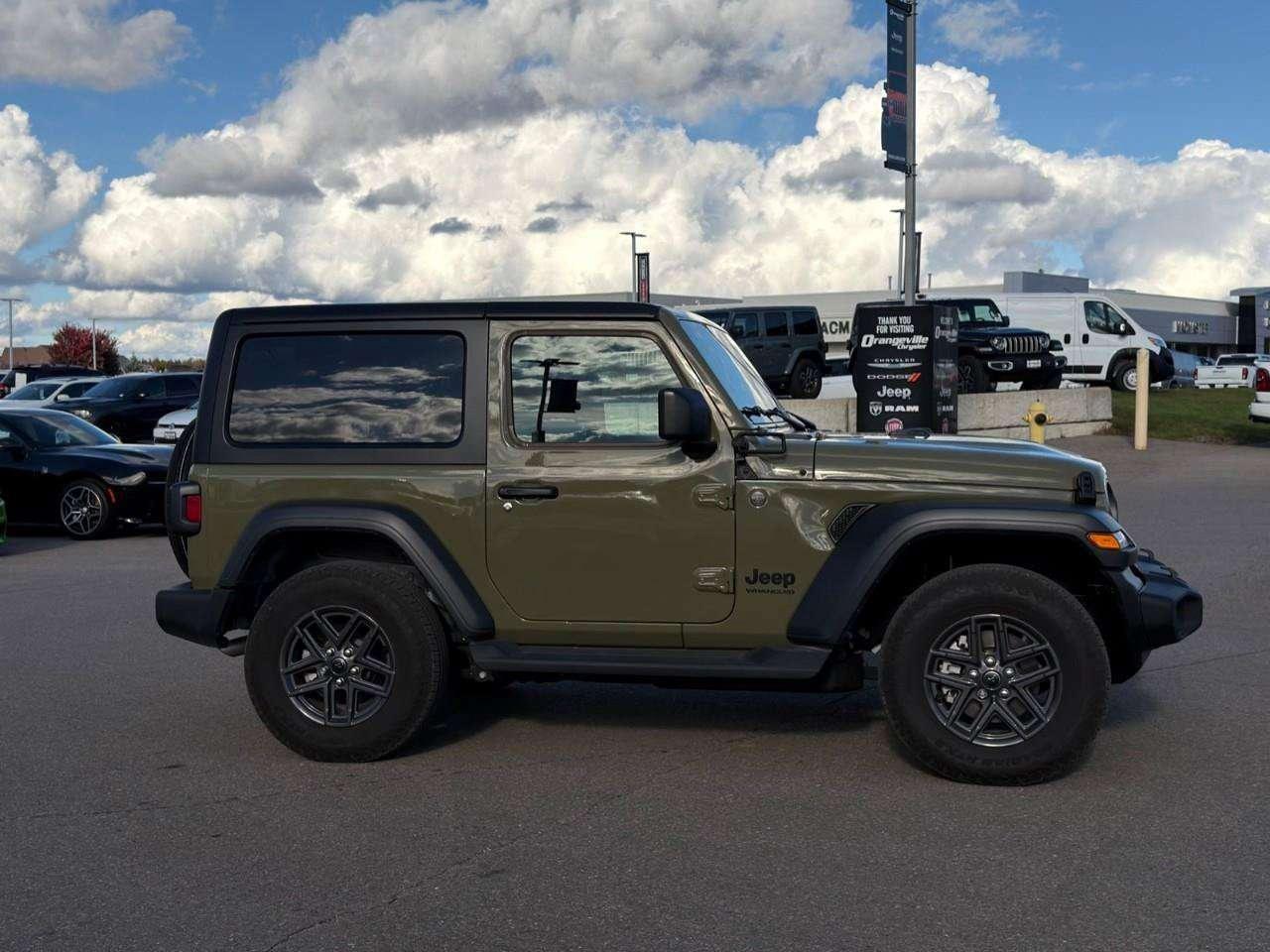 2026 Jeep Wrangler ACCIDENT FREE   HTD SEATS   MANUAL Photo