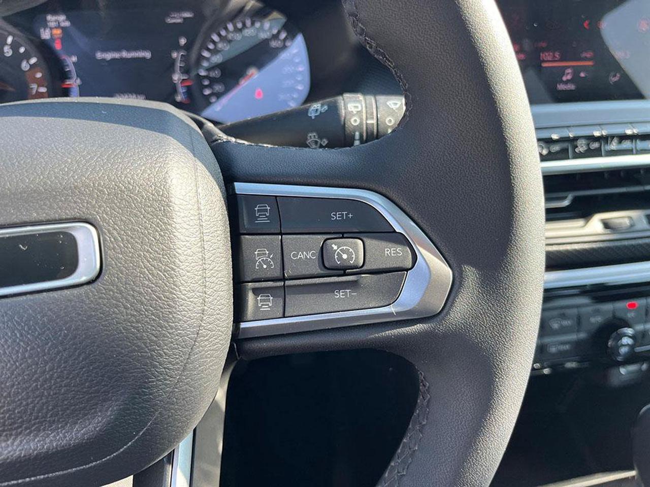 2026 Jeep Compass Limited | Hydro Blue | One Owner | Clean Carfax Report | Ontario Vehicle | Great Value | Loaded! | Photo