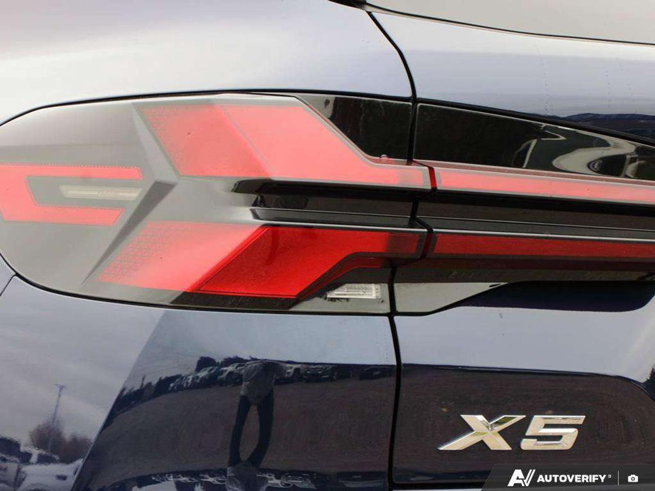 2024 BMW X5 3.0L V6, XDRIVE40I, ALLOYS, LEATHER, NAV, SUNROOF, CERTIFIED PEROWNED! Photo