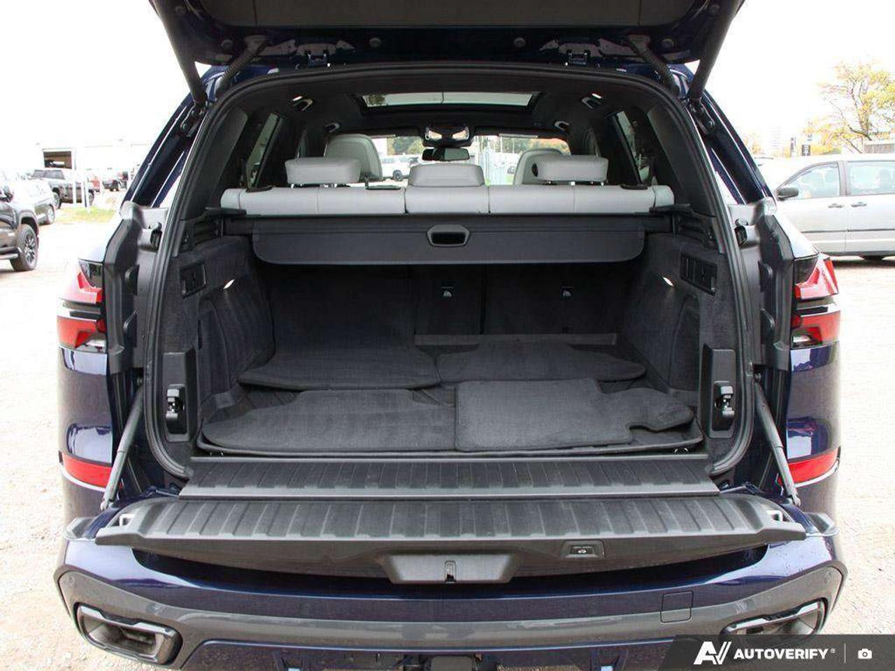 2024 BMW X5 3.0L V6, XDRIVE40I, ALLOYS, LEATHER, NAV, SUNROOF, CERTIFIED PEROWNED! Photo