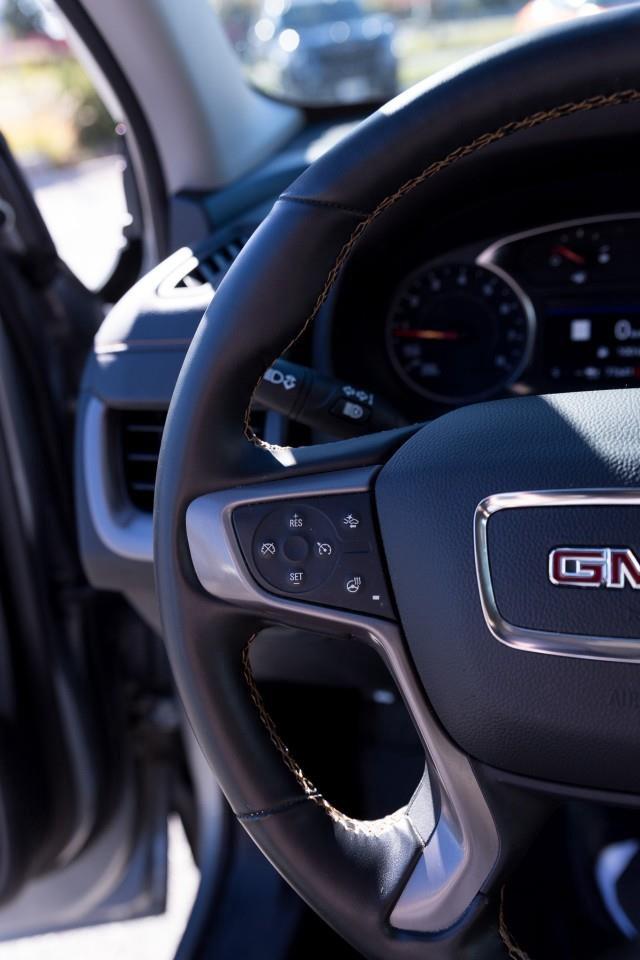 2024 GMC Terrain AT4 4dr All-Wheel Drive Photo
