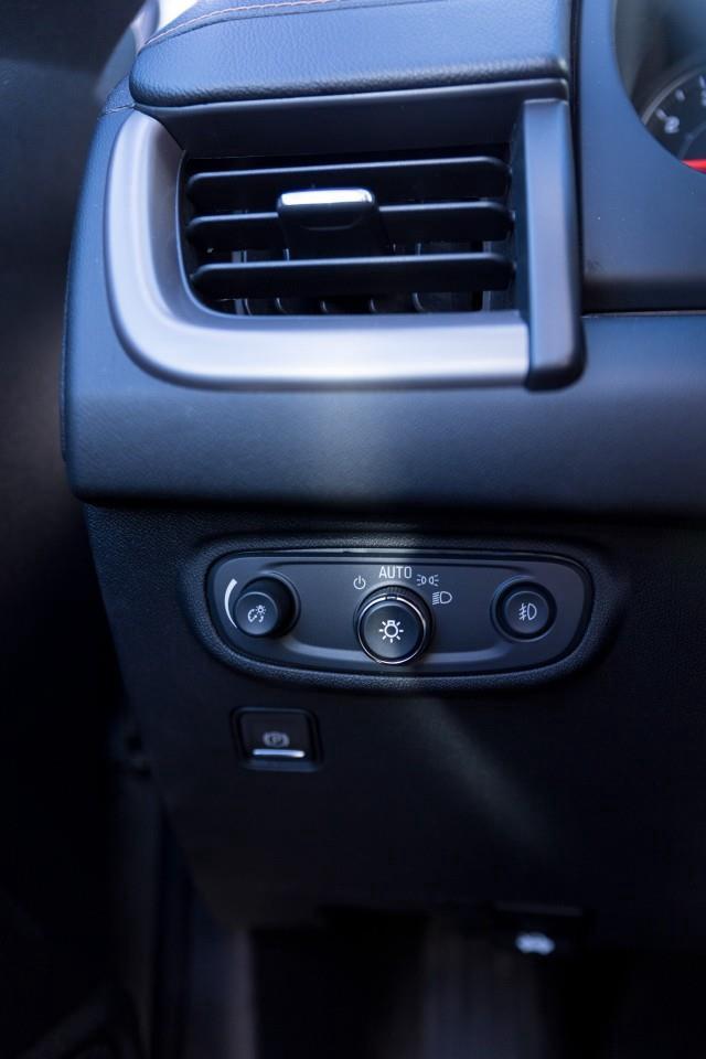 2024 GMC Terrain AT4 4dr All-Wheel Drive Photo