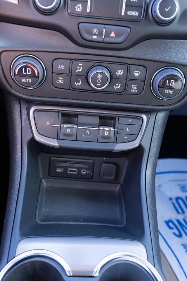 2024 GMC Terrain AT4 4dr All-Wheel Drive Photo
