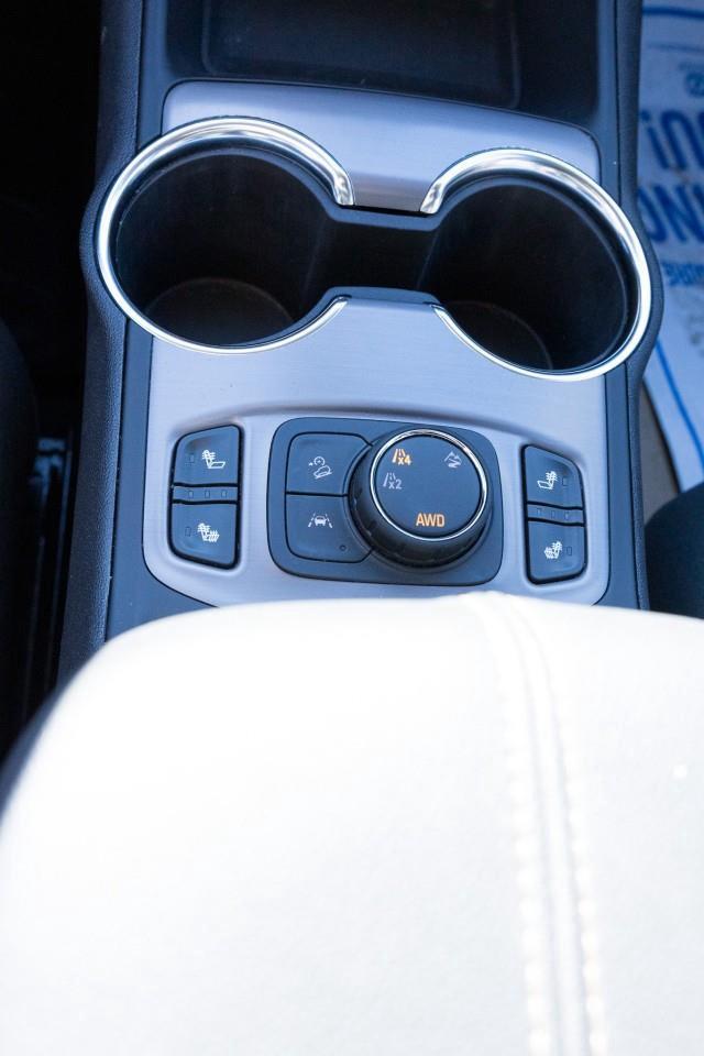 2024 GMC Terrain AT4 4dr All-Wheel Drive Photo