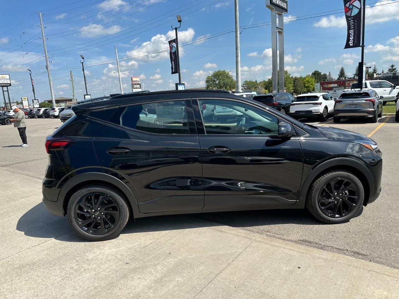 2027 Chevrolet Bolt RS 4dr Photo3