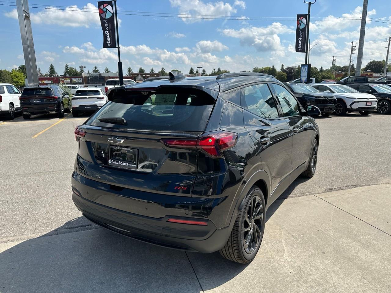 2027 Chevrolet Bolt RS 4dr Photo4