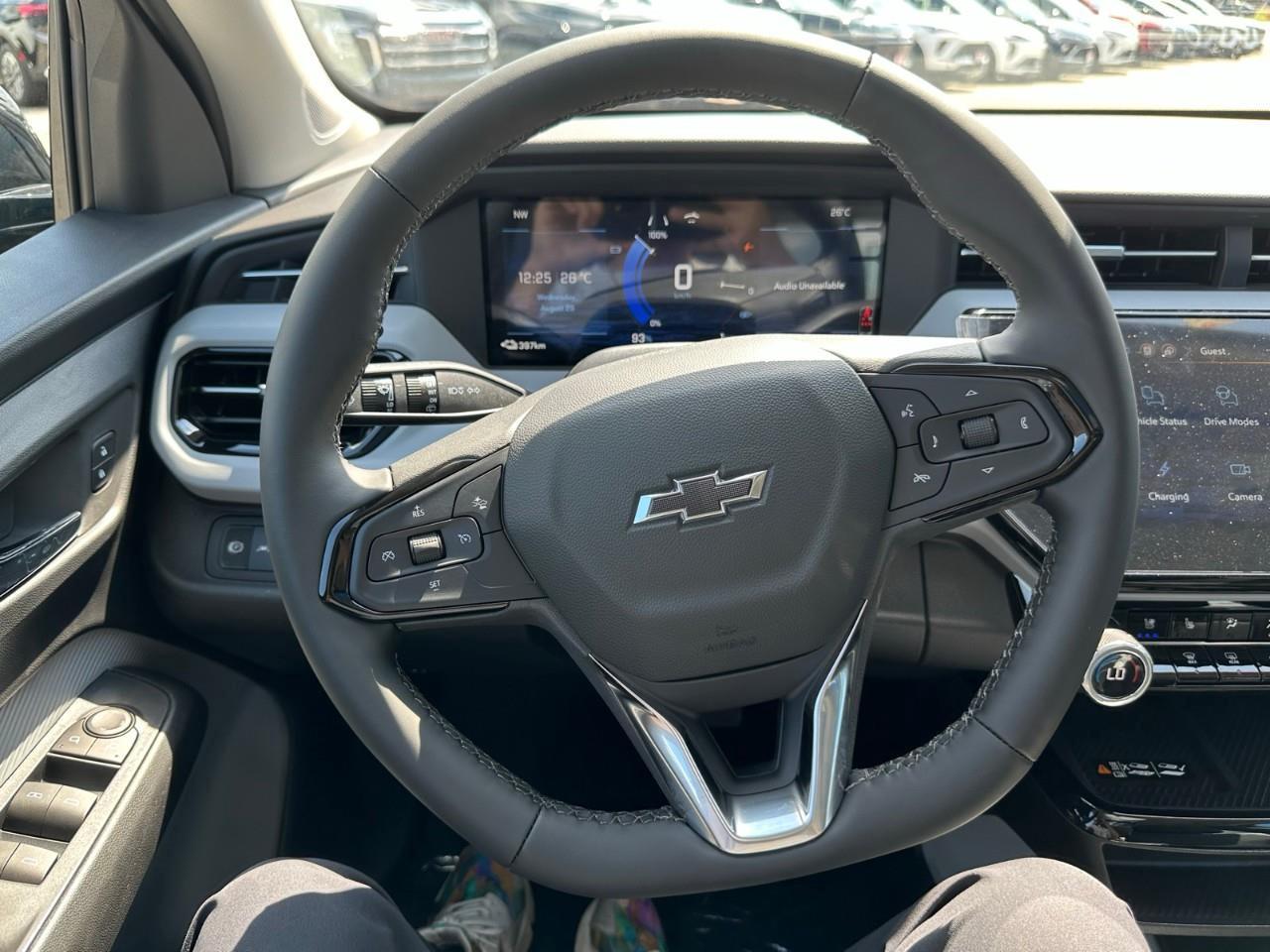 2027 Chevrolet Bolt RS 4dr Photo