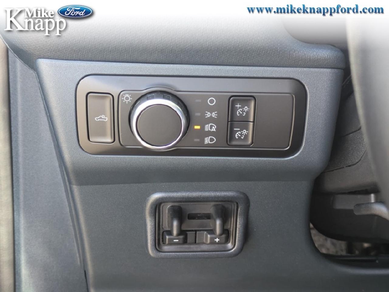2026 Ford Maverick Lariat Photo