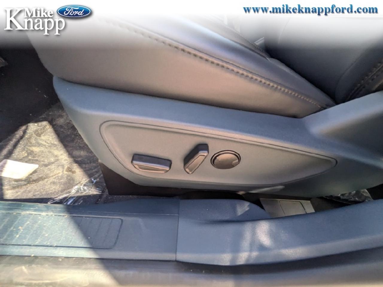 2026 Ford Maverick Lariat Photo
