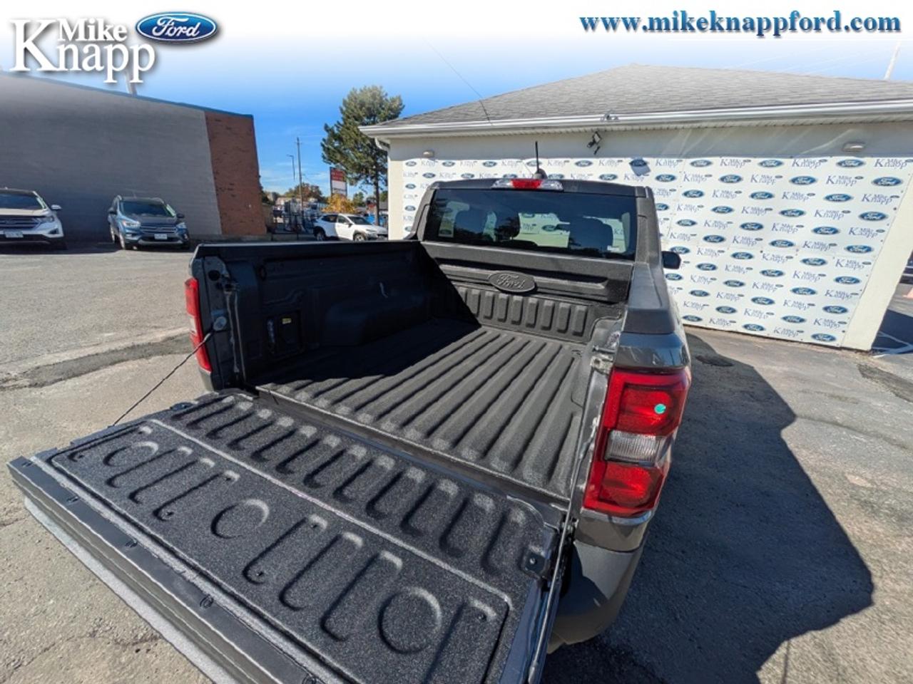 2026 Ford Maverick XLT Photo4