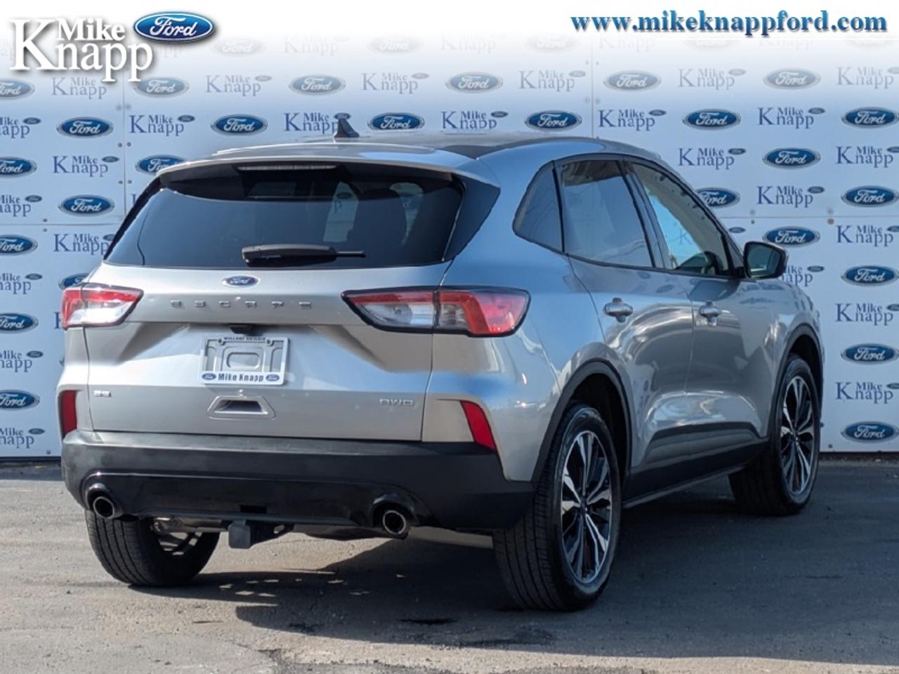 2022 Ford Escape SE Photo