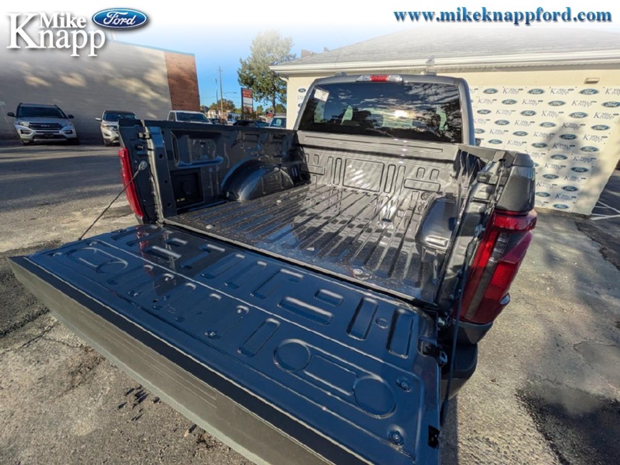 2026 Ford F-150 XLT Photo4