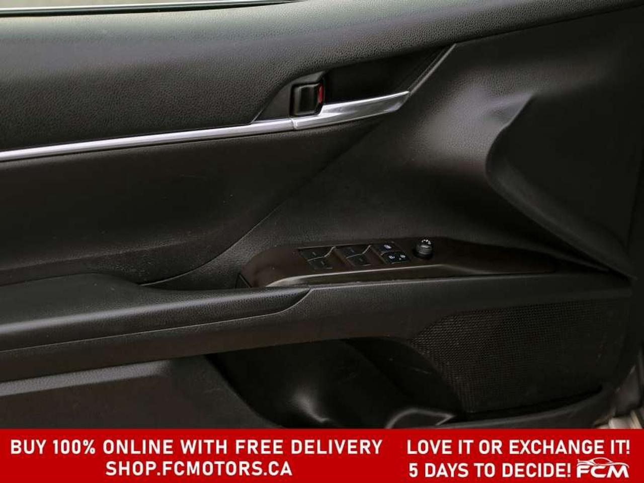 2021 Toyota Camry SE   FULLY CERTIFIED WITH WARRANTY Photo