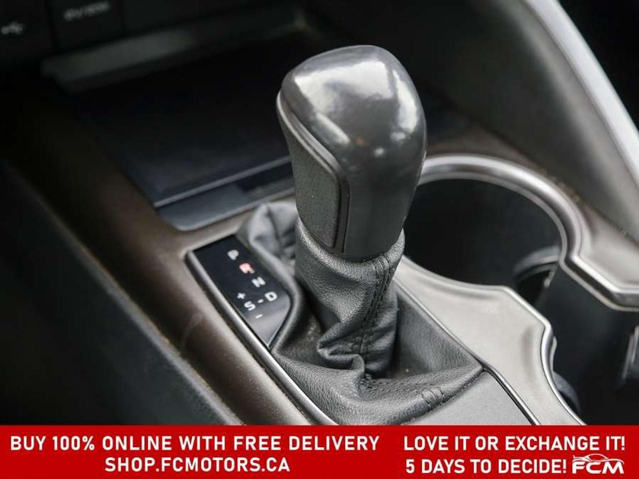 2021 Toyota Camry SE   FULLY CERTIFIED WITH WARRANTY Photo