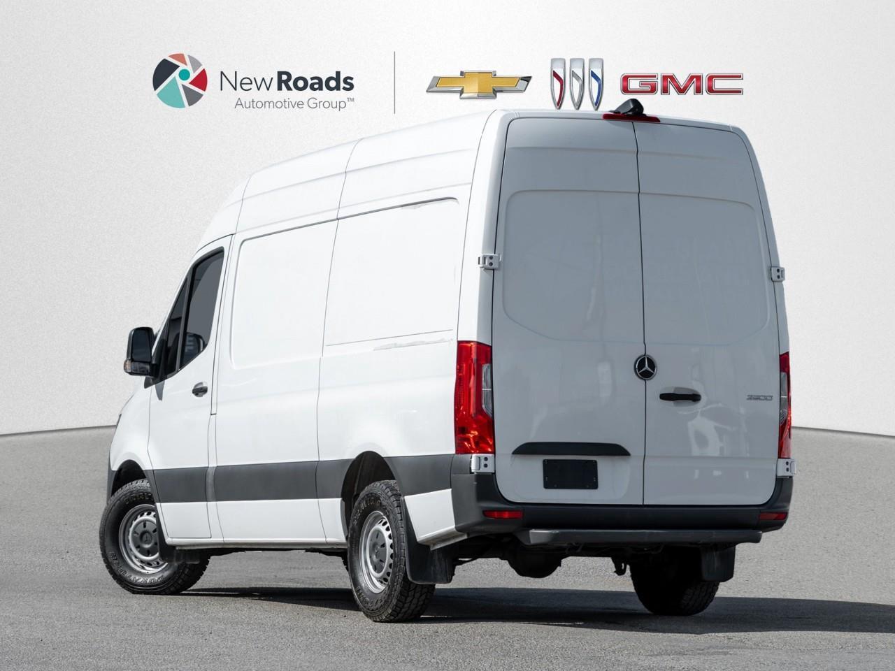 2023 Mercedes-Benz Sprinter 2500 Standard Roof 4-Cyl Diesel Sprinter 2500 Cargo Van 144 in. WB Rear-Wheel Drive Photo4