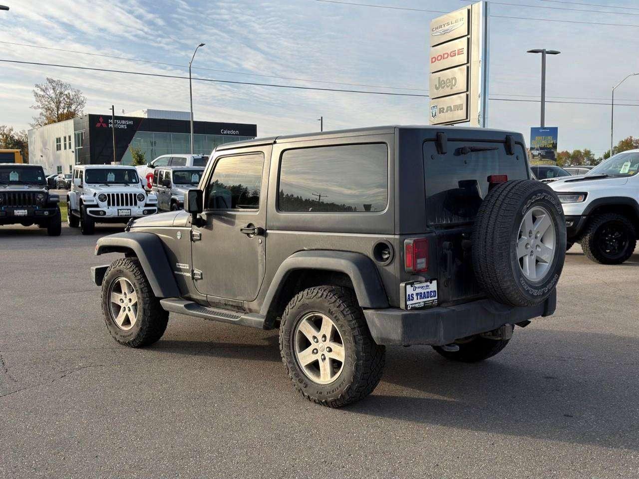 2018 Jeep Wrangler ACCIDENT FREE   4X4   ALLOYS Photo2