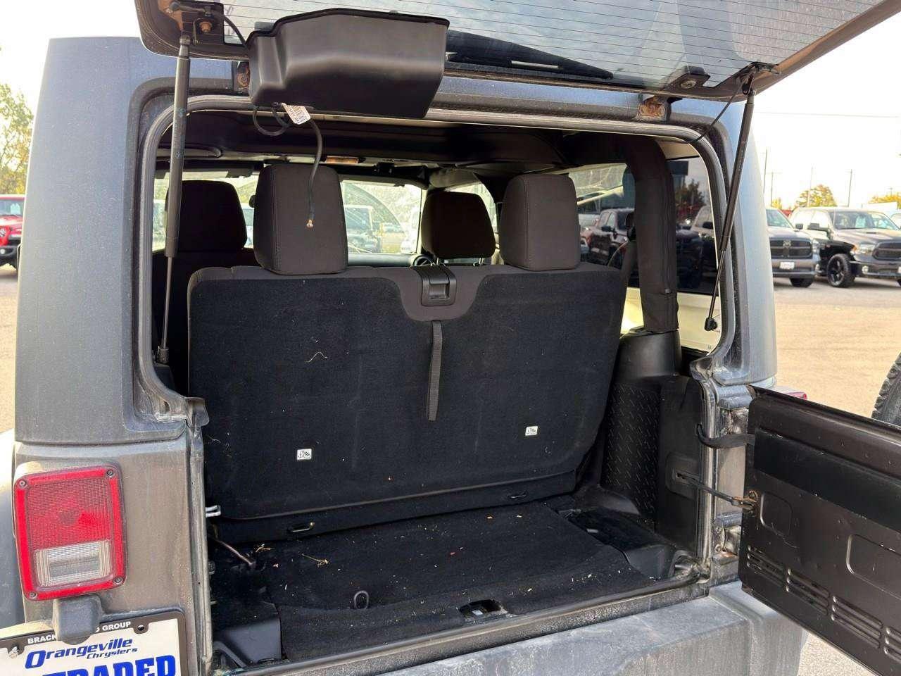 2018 Jeep Wrangler ACCIDENT FREE   4X4   ALLOYS Photo