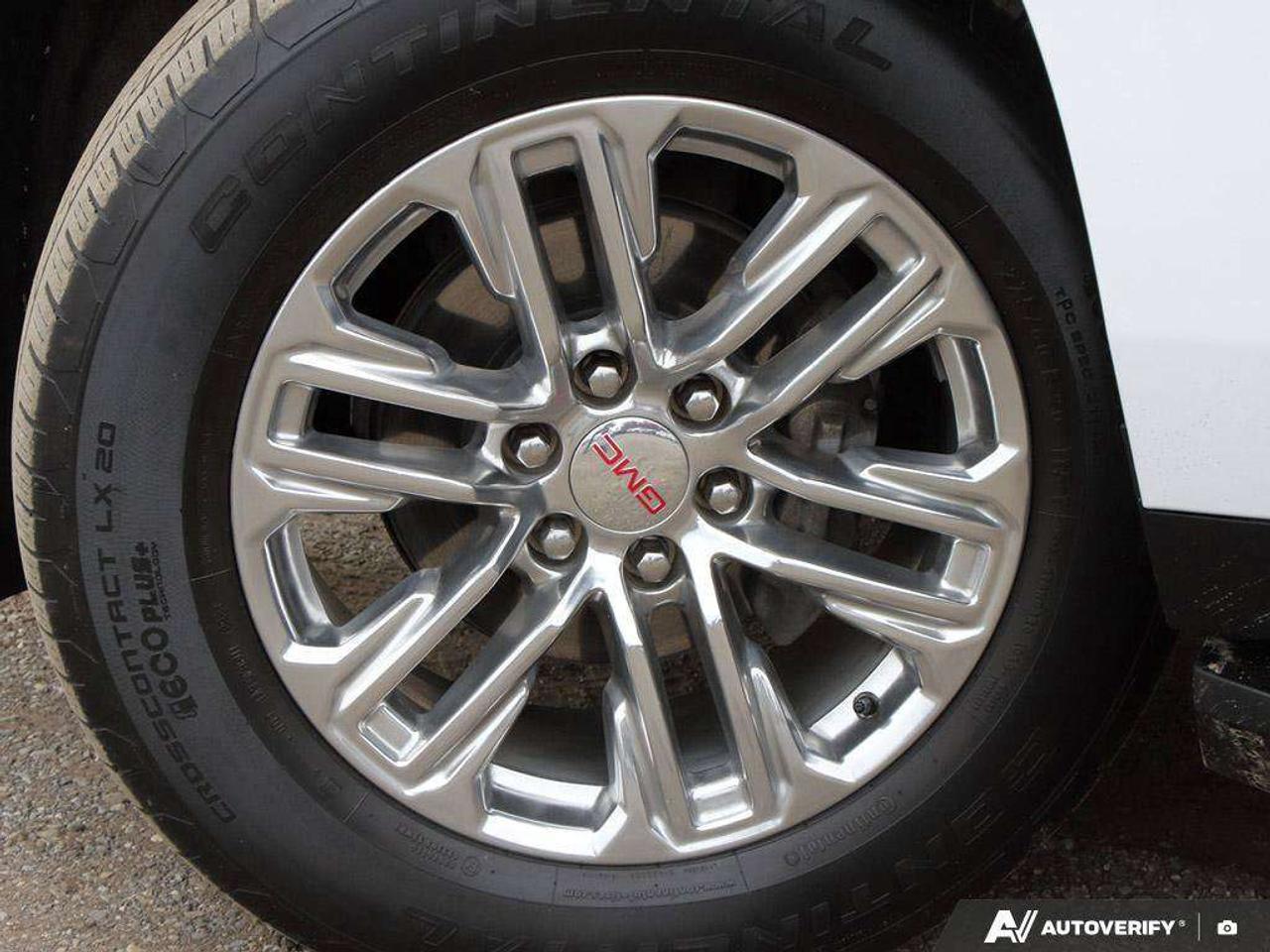 2023 GMC Yukon 5.3L V8, 4X4, ALLOYS, LEATHER, BOSE, SUNROOF, 1-OWNER, MACMASTER ORIGINAL, CERTIFIED PREOWNED! Photo