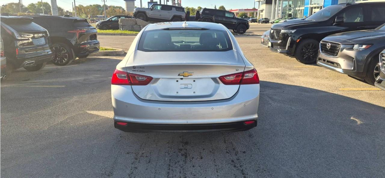 2017 Chevrolet Malibu LT w/1LT 4dr Sedan Photo