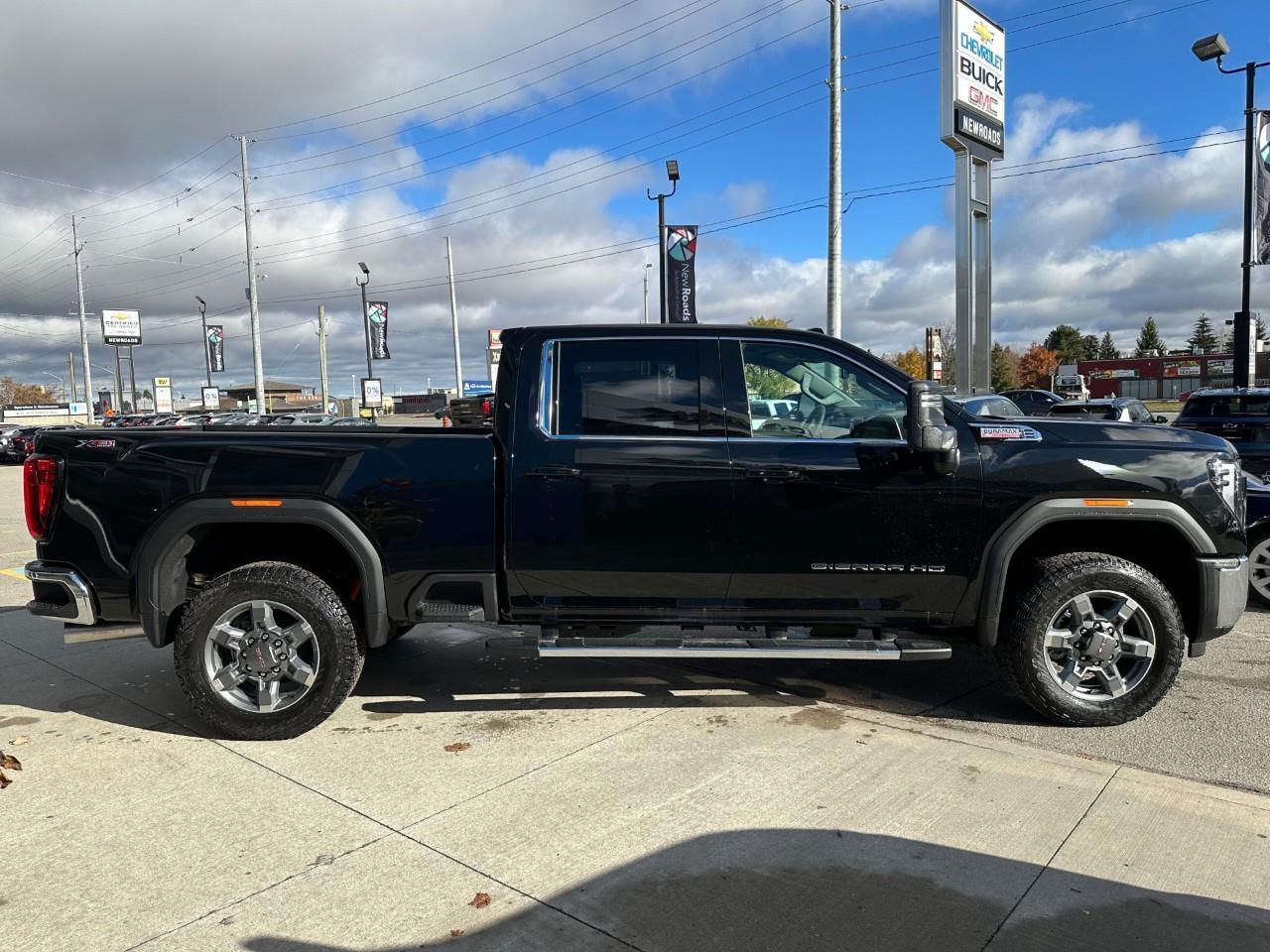 2026 GMC SIERRA 2500HD  Photo3