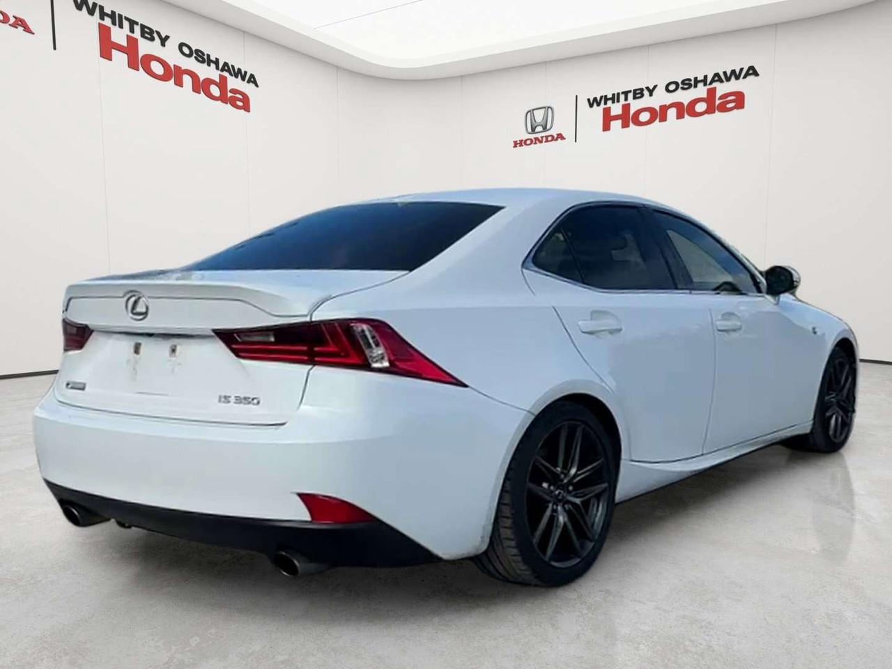 2015 Lexus IS 350 Photo