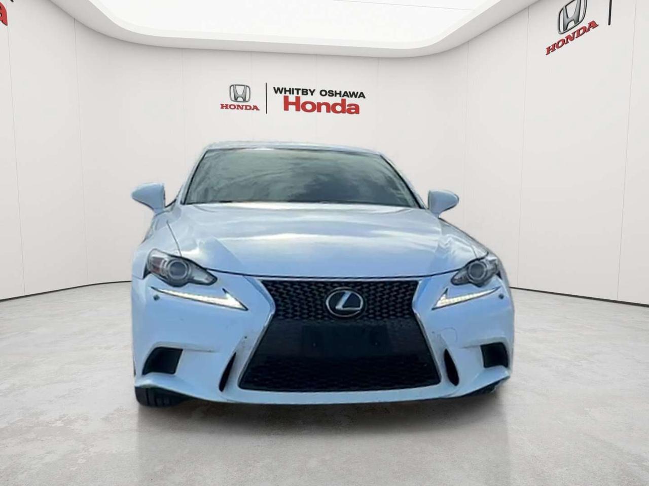 2015 Lexus IS 350 Photo