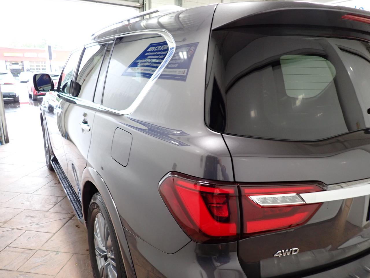2024 Infiniti QX80 LUXE 4WD LEATHER NAVI SUNROOF 7 PASS Photo