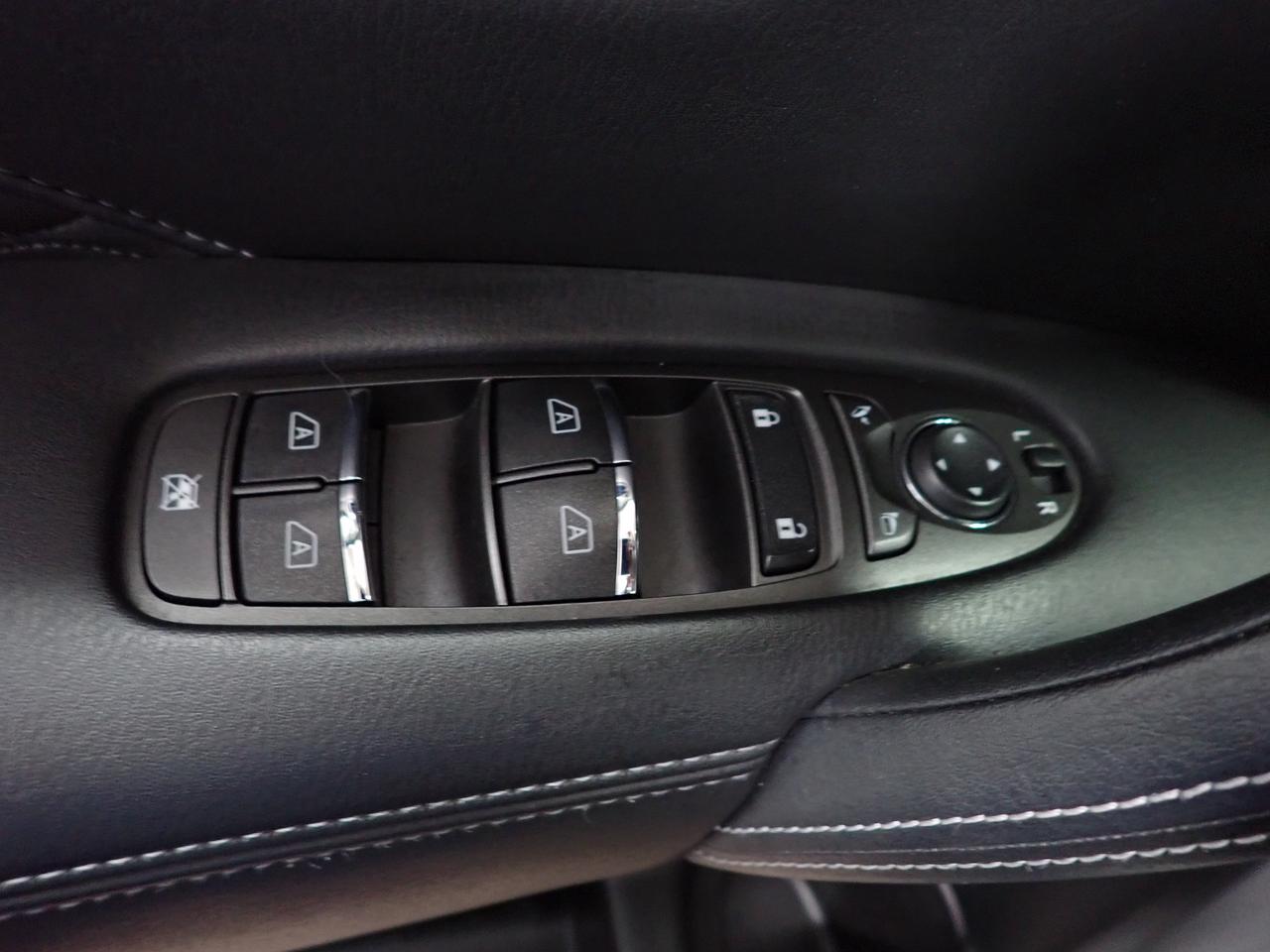 2024 Infiniti QX80 LUXE 4WD LEATHER NAVI SUNROOF 7 PASS Photo