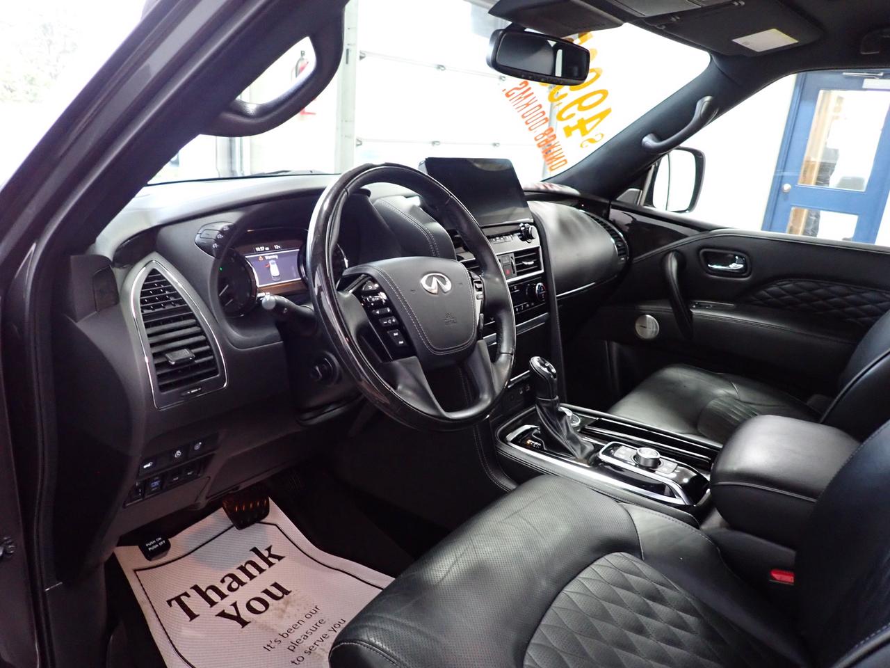 2024 Infiniti QX80 LUXE 4WD LEATHER NAVI SUNROOF 7 PASS Photo