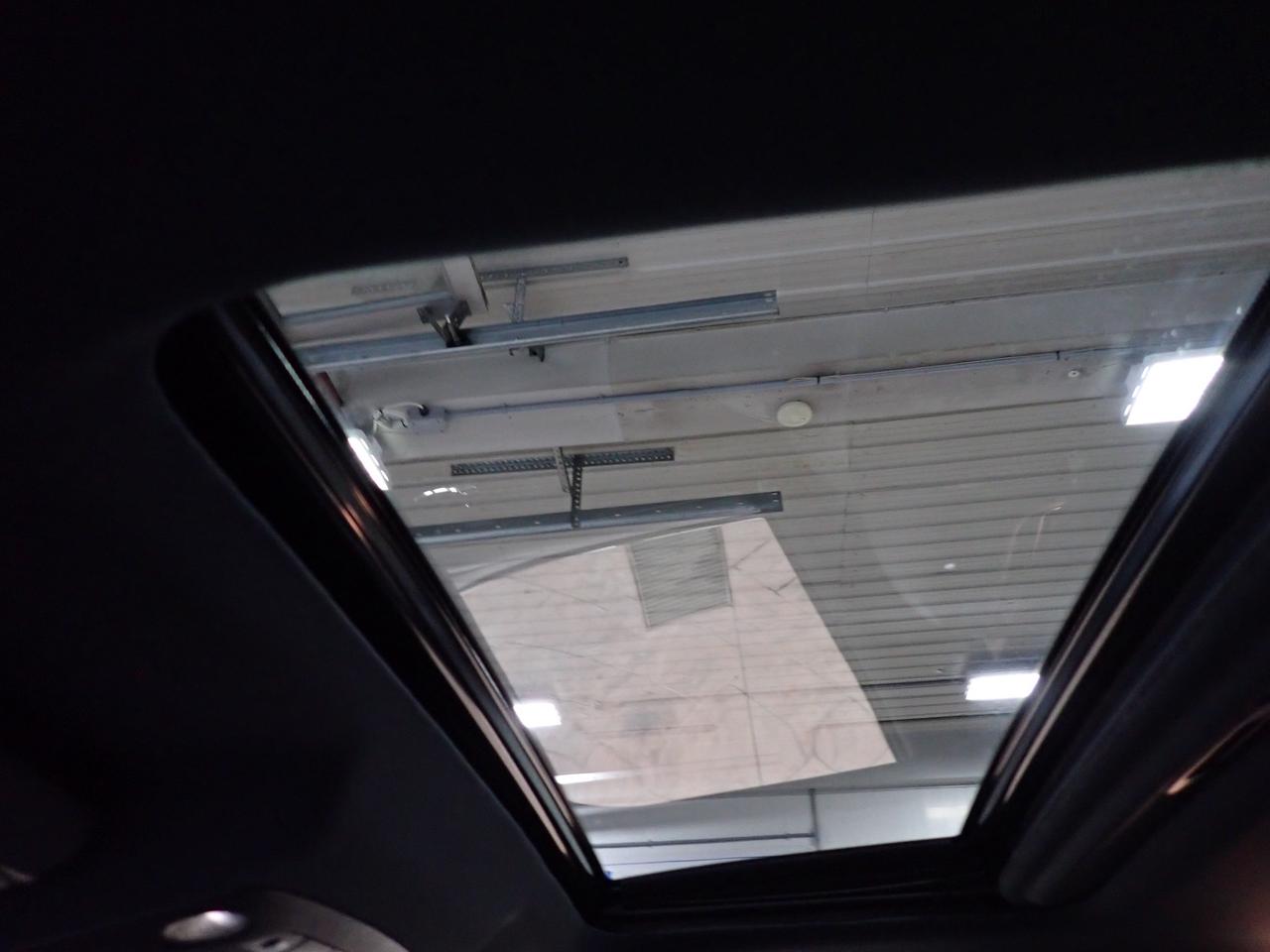 2024 Infiniti QX80 LUXE 4WD LEATHER NAVI SUNROOF 7 PASS Photo
