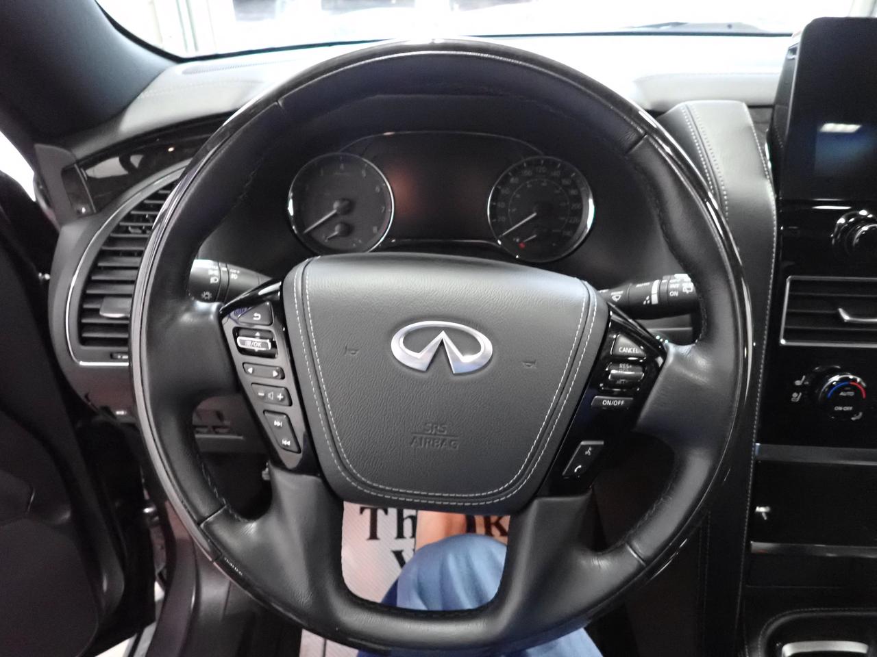 2024 Infiniti QX80 LUXE 4WD LEATHER NAVI SUNROOF 7 PASS Photo