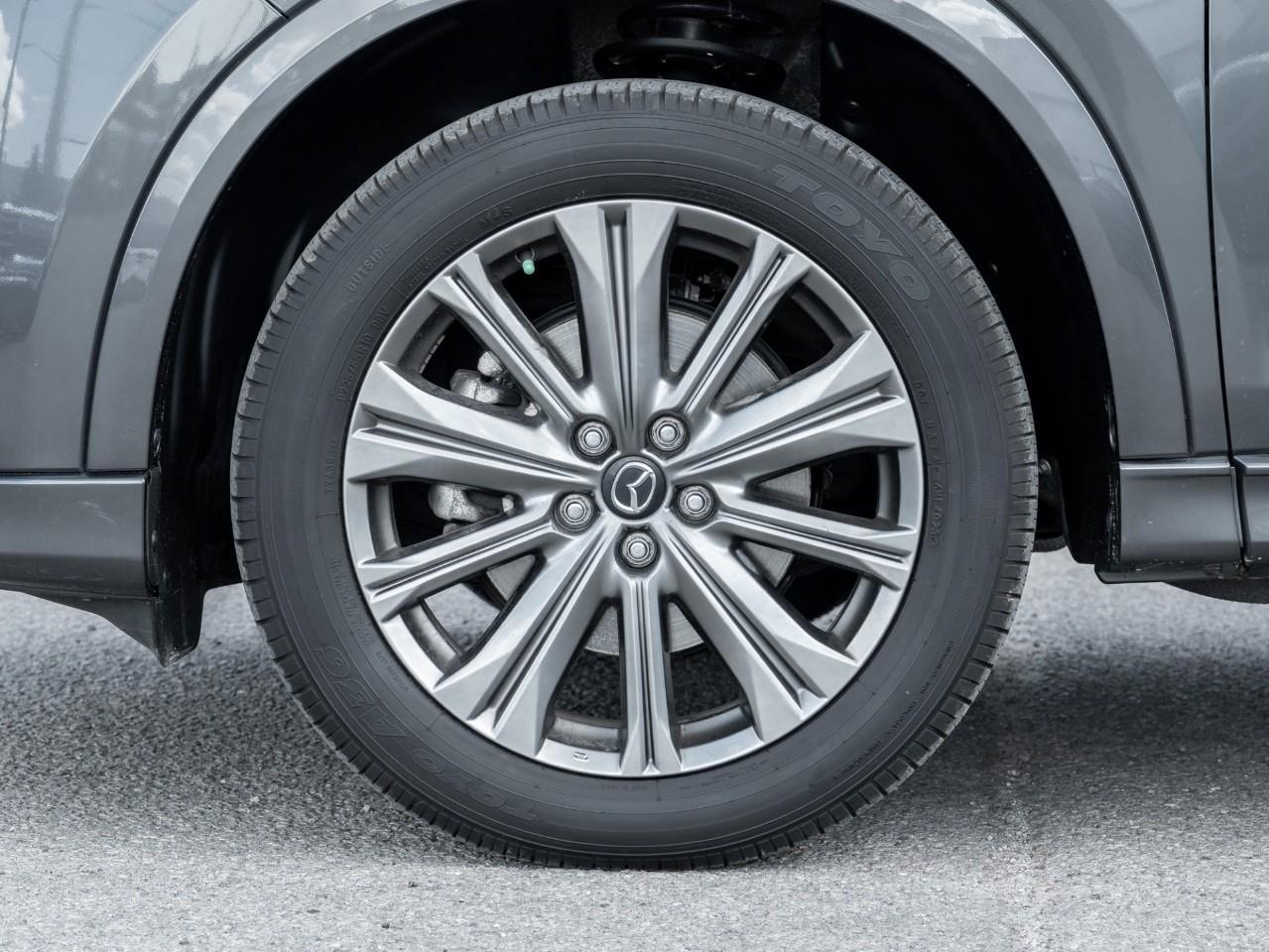 2024 Mazda CX-5 Signature 4dr i-ACTIV All-Wheel Drive Sport Utility Photo3