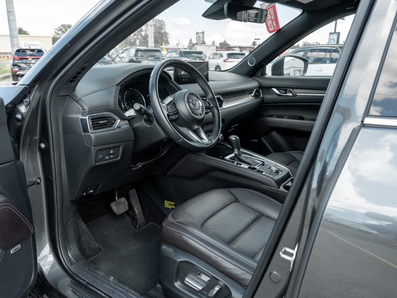 2024 Mazda CX-5 Signature 4dr i-ACTIV All-Wheel Drive Sport Utility Photo