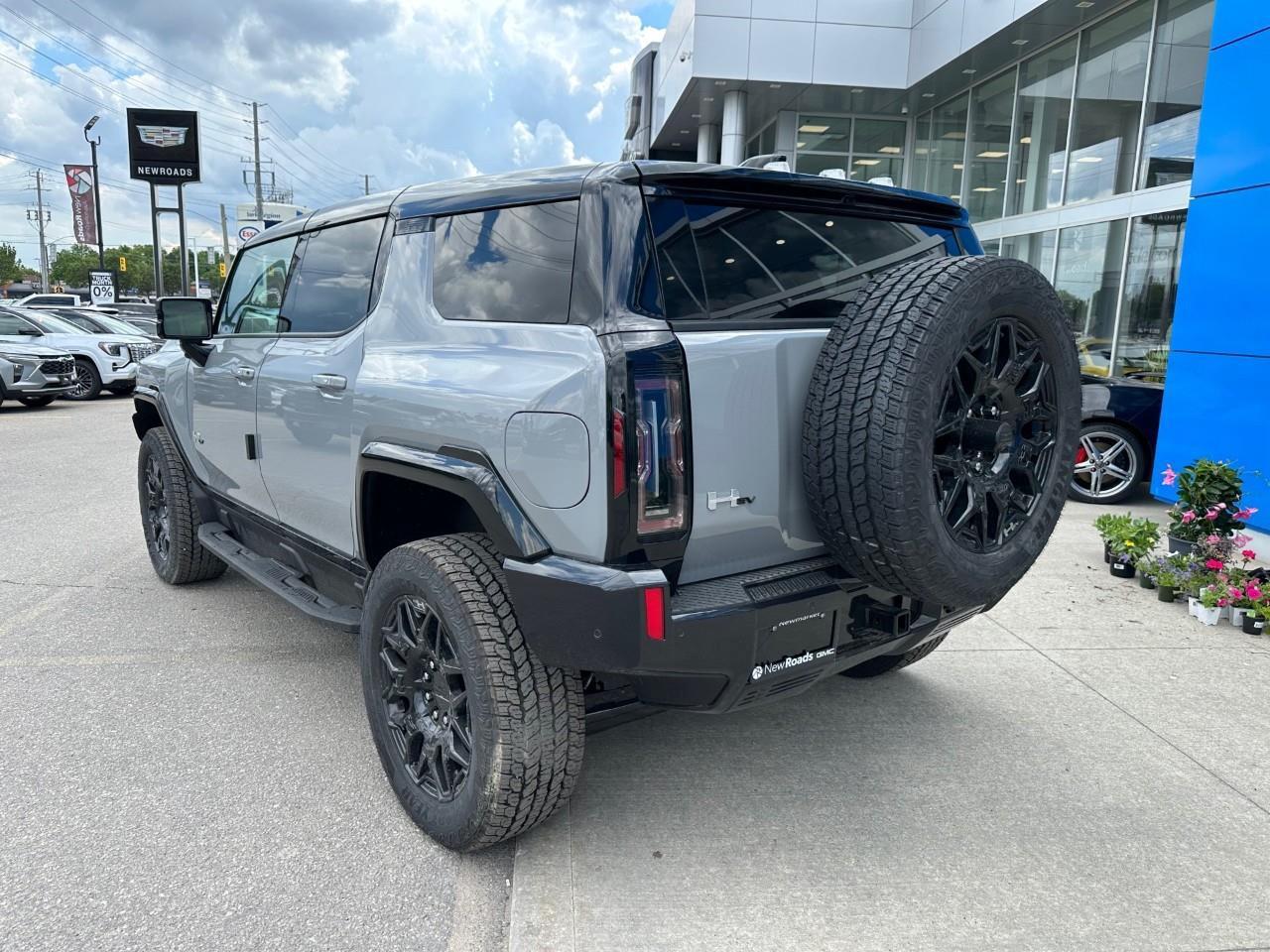 2026 GMC HUMMER EV SUV 2X w/1SF 4dr All-Wheel Drive Photo