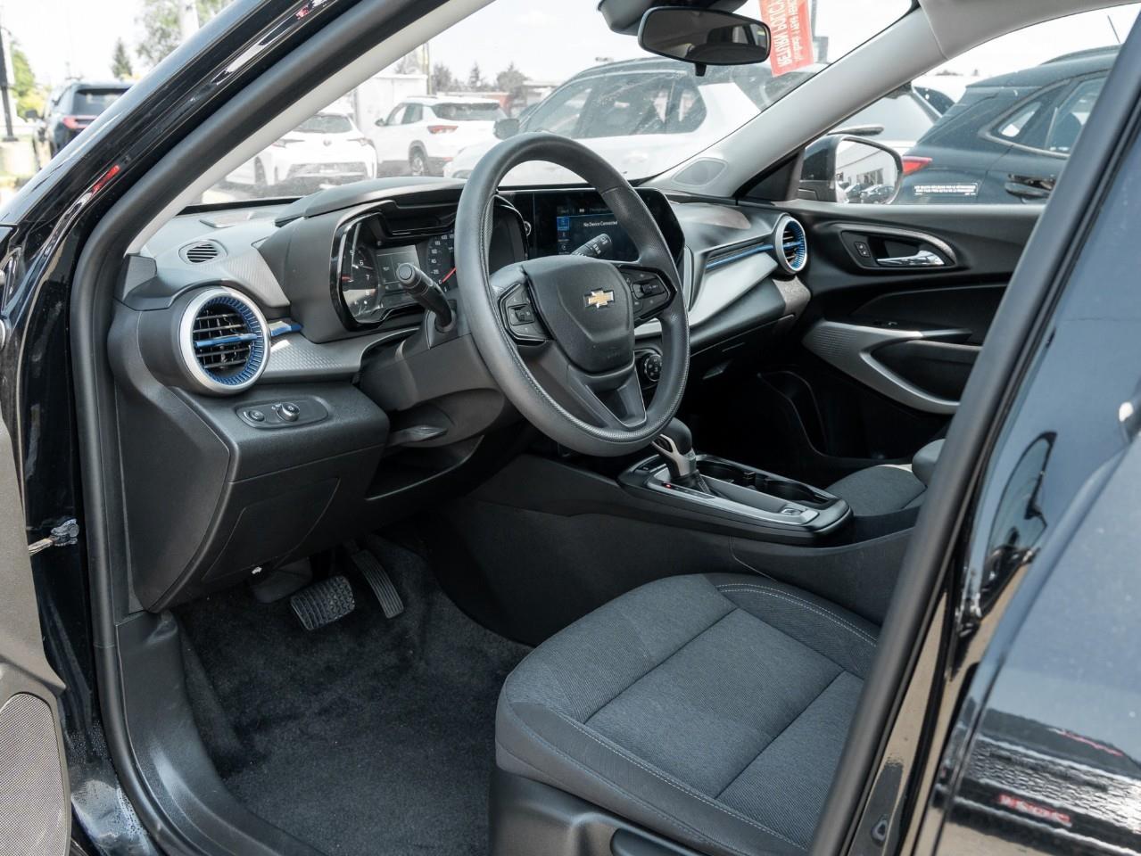 2024 Chevrolet Trax LS 4dr Front-Wheel Drive Photo