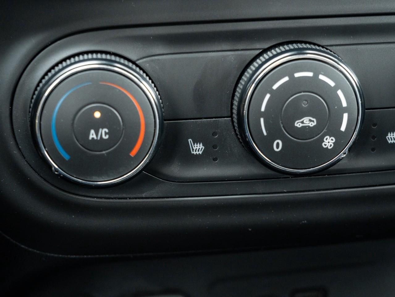 2024 Chevrolet Trax LS 4dr Front-Wheel Drive Photo