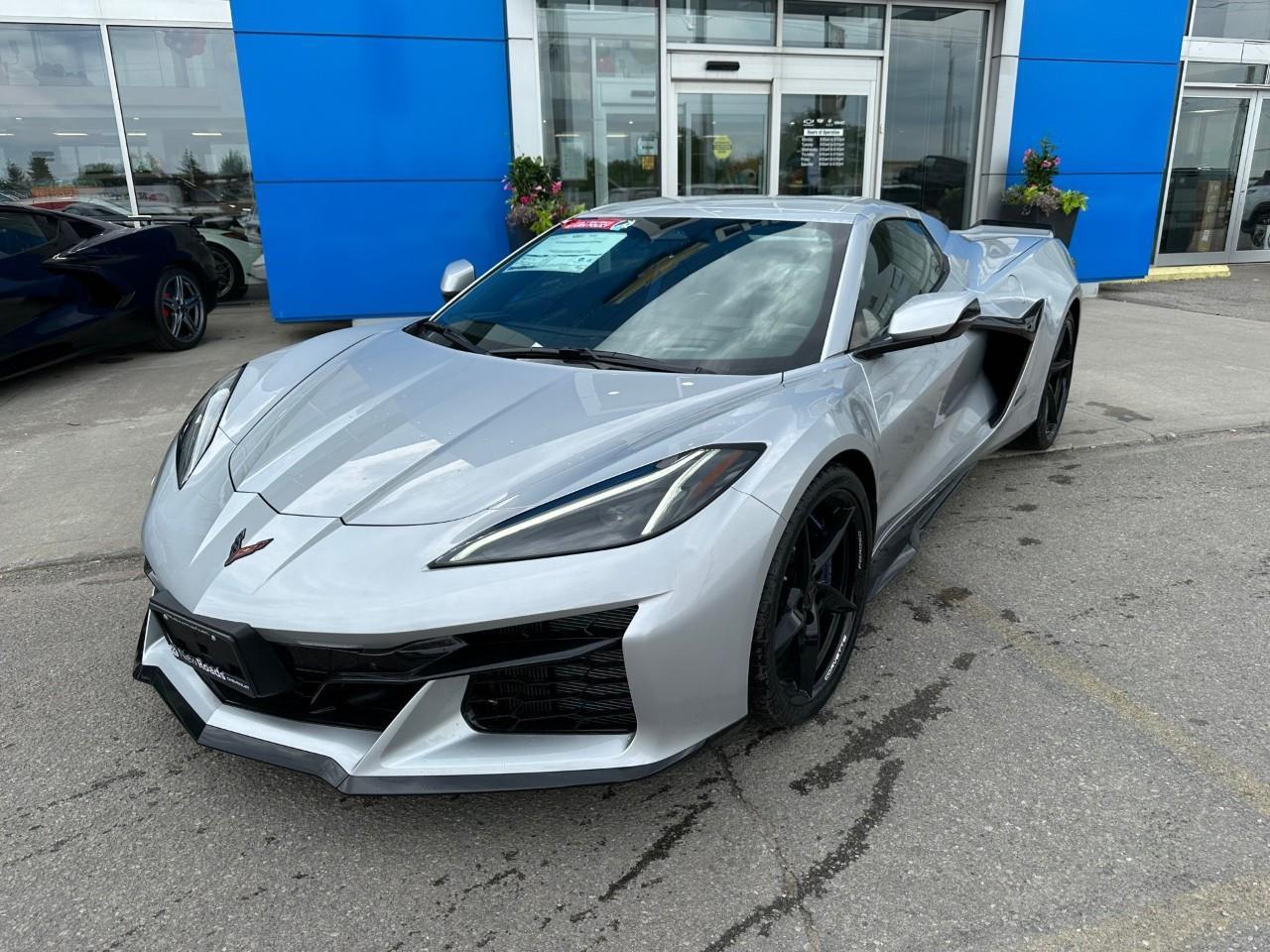 2026 Chevrolet Corvette E-Ray w/2LZ 2dr Convertible Photo